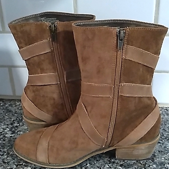 Joyfolie Winona Leather Suede Buckle Strappy Ankle Boots. Size 7 - Picture 10 of 16